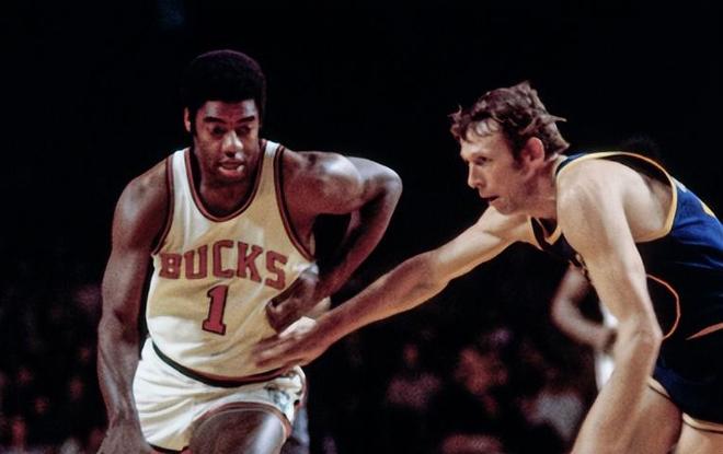 而国王在落 而国王在落