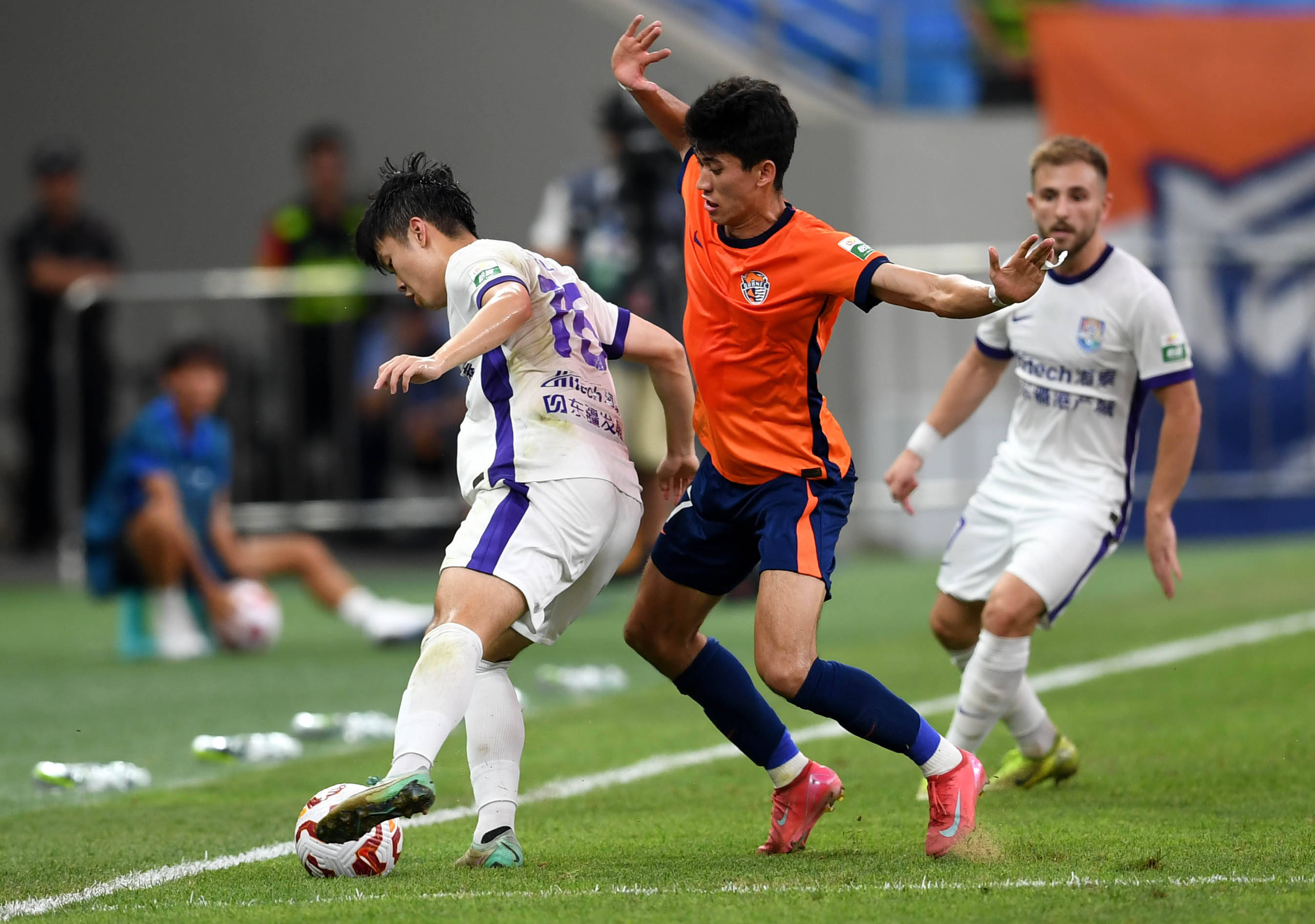 踢好半场确 踢好半场确